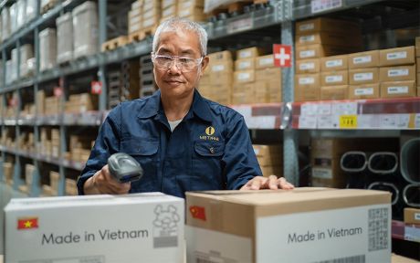 Who Is Paying for the 2025 U.S. Tariffs?