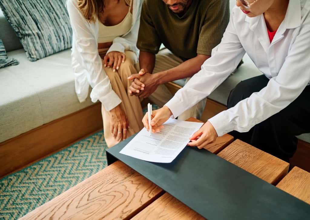 How to Choose the Right Real Estate Agent in 10 Steps