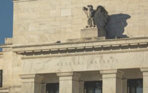 Firm Heterogeneity and the Response of Investment to Monetary Policy